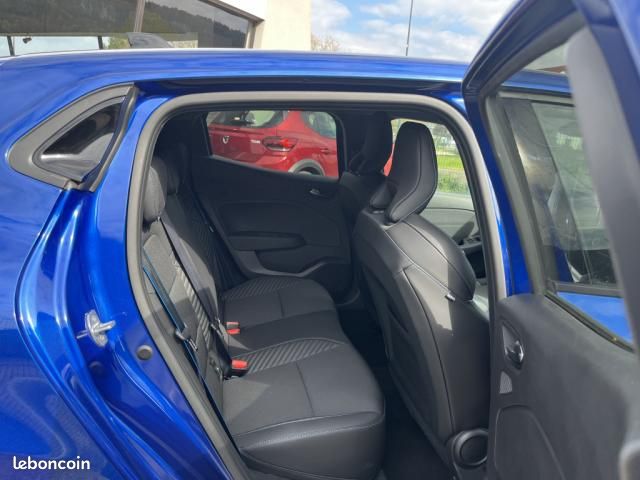 Renault Clio V TCe 90 ch GSR2 Esprit Alpine (image 11)