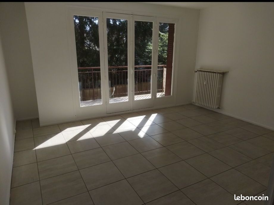 Appartement à louer à Evreux Rue Buzot (image 2)