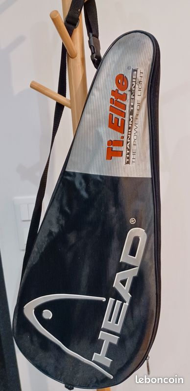 Raquette de Tennis Blade 98 18x20 V9 FRM 3 - Performance et Précision
