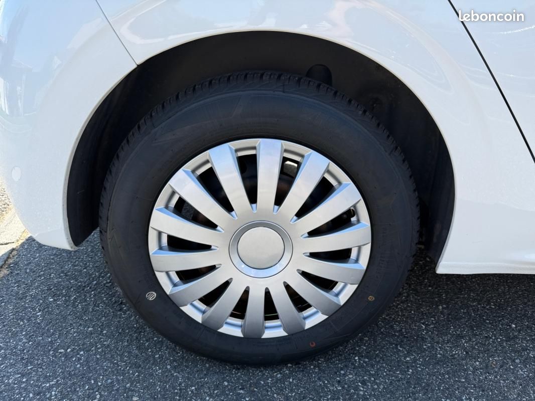 Peugeot 208 1.2 80 ch Active Business Start & Stop /Courroie neuve/CarPlay/Clim/Radar recul/Régul... (image 36)