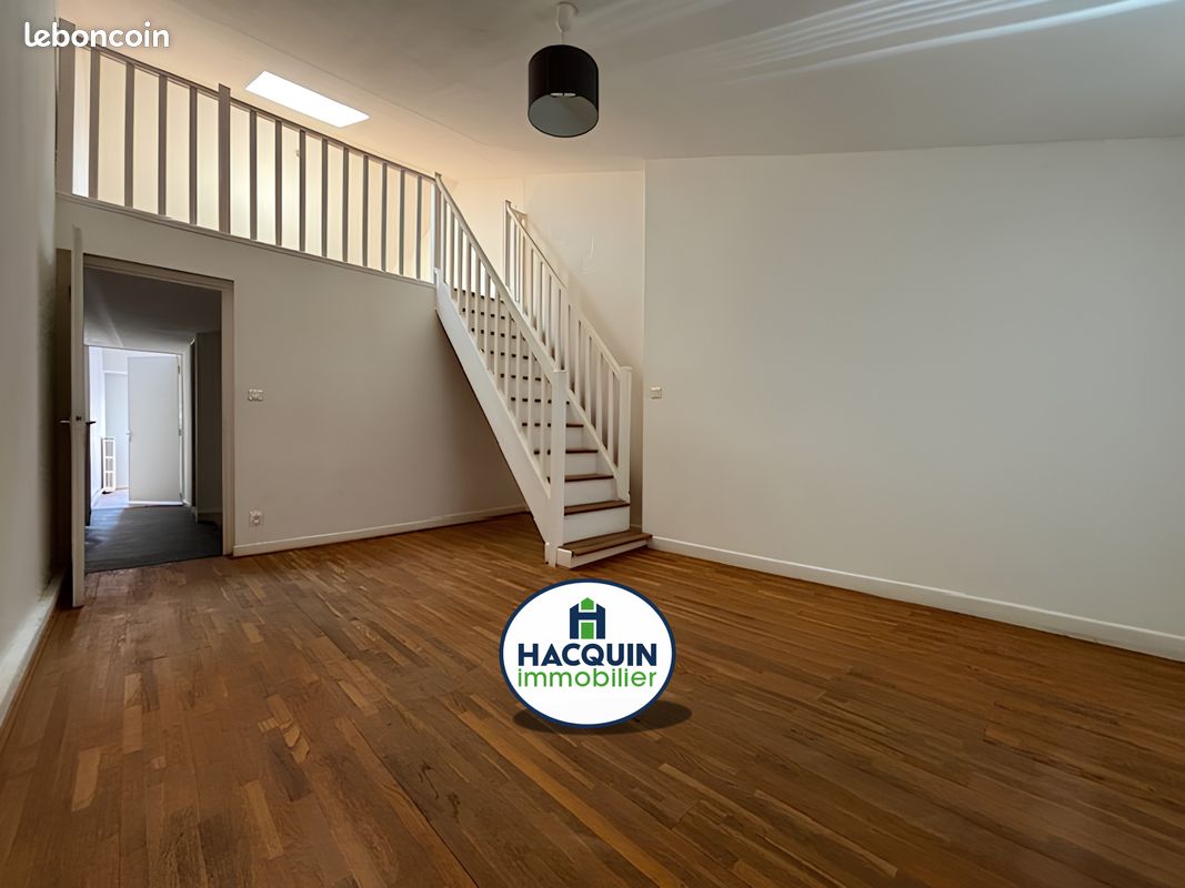 Maison 4 pièces 101 m² · à Commercy · 101 m² · 56 000 €
