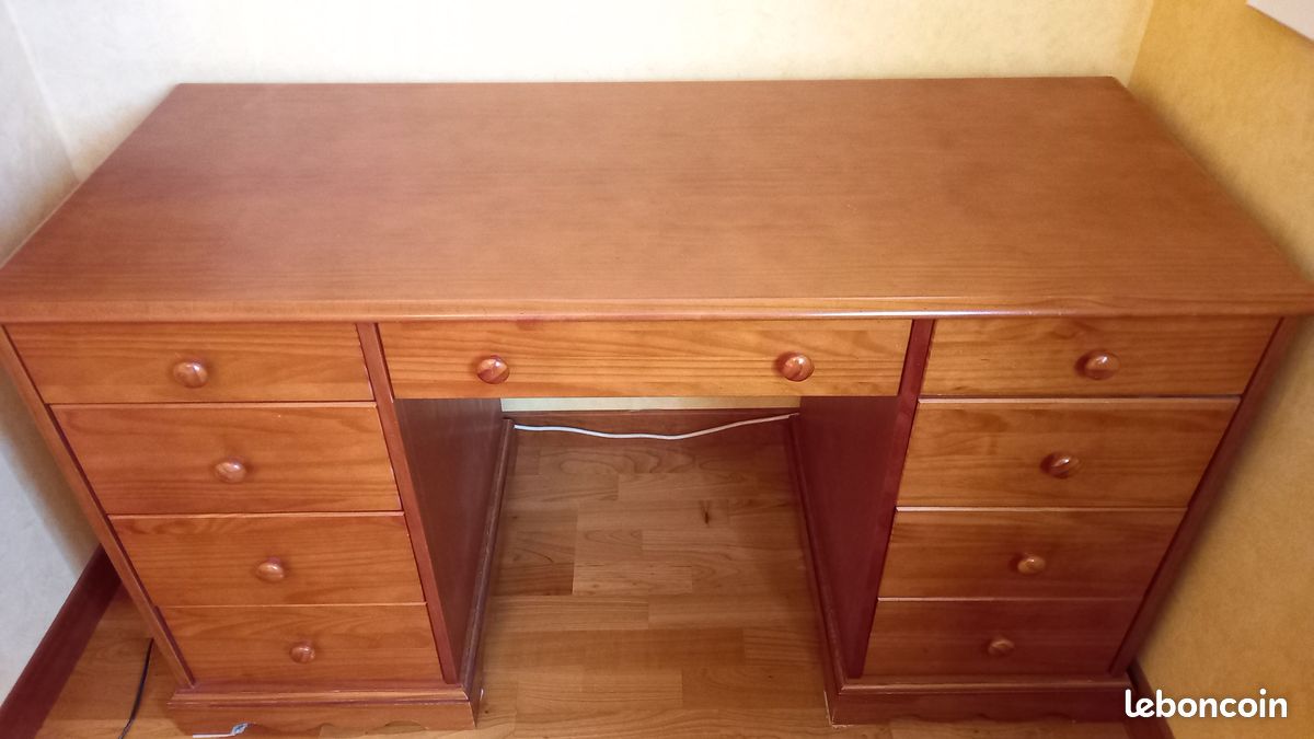 Bureau notaire (image 1)