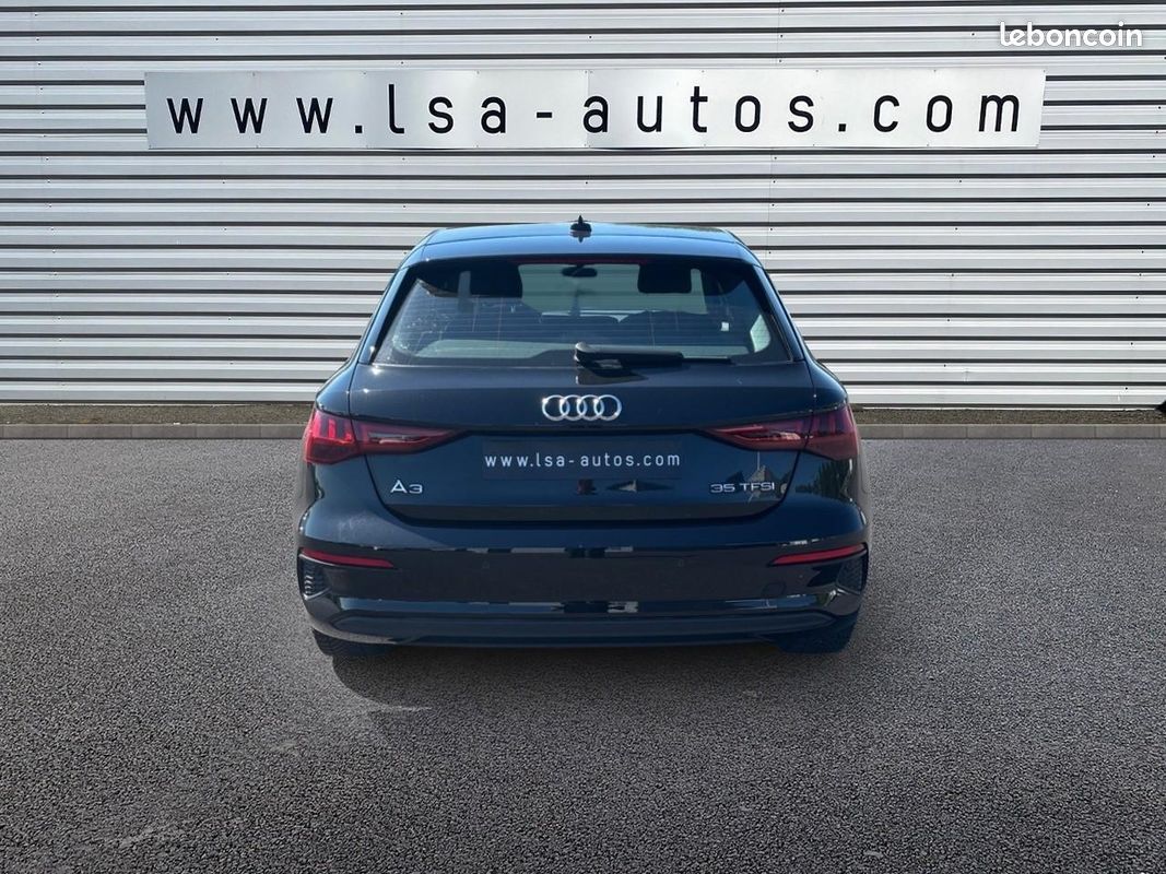 AUDI A3 SPORTBACK 1.5 35 TFSI 150 S-Tronic7 8Y Design (image 8)