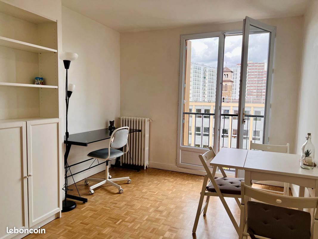 Appartement 2 pièces 37 m² · à Ivry-sur-Seine · 36,7 m² · 1 051 €/mois