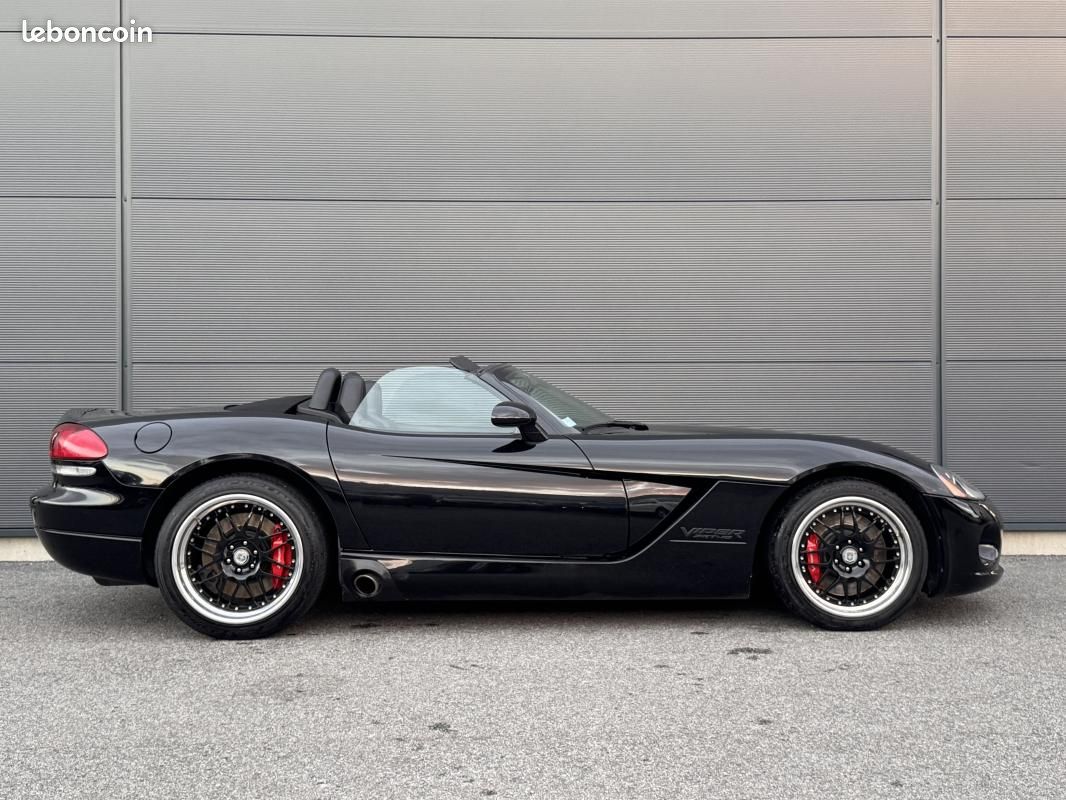 Dodge Viper SRT10 V10 8.4 505 CH BVM6 ZB1 / FAIBLE KILOMETRAGE ORIGINE EUROPE (image 14)