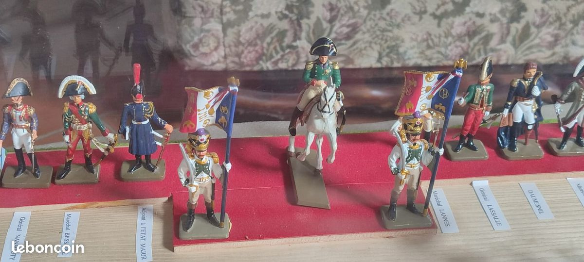 Lot De 10 Soldats De Plomb Napoléon - 6 Cm - Bon état