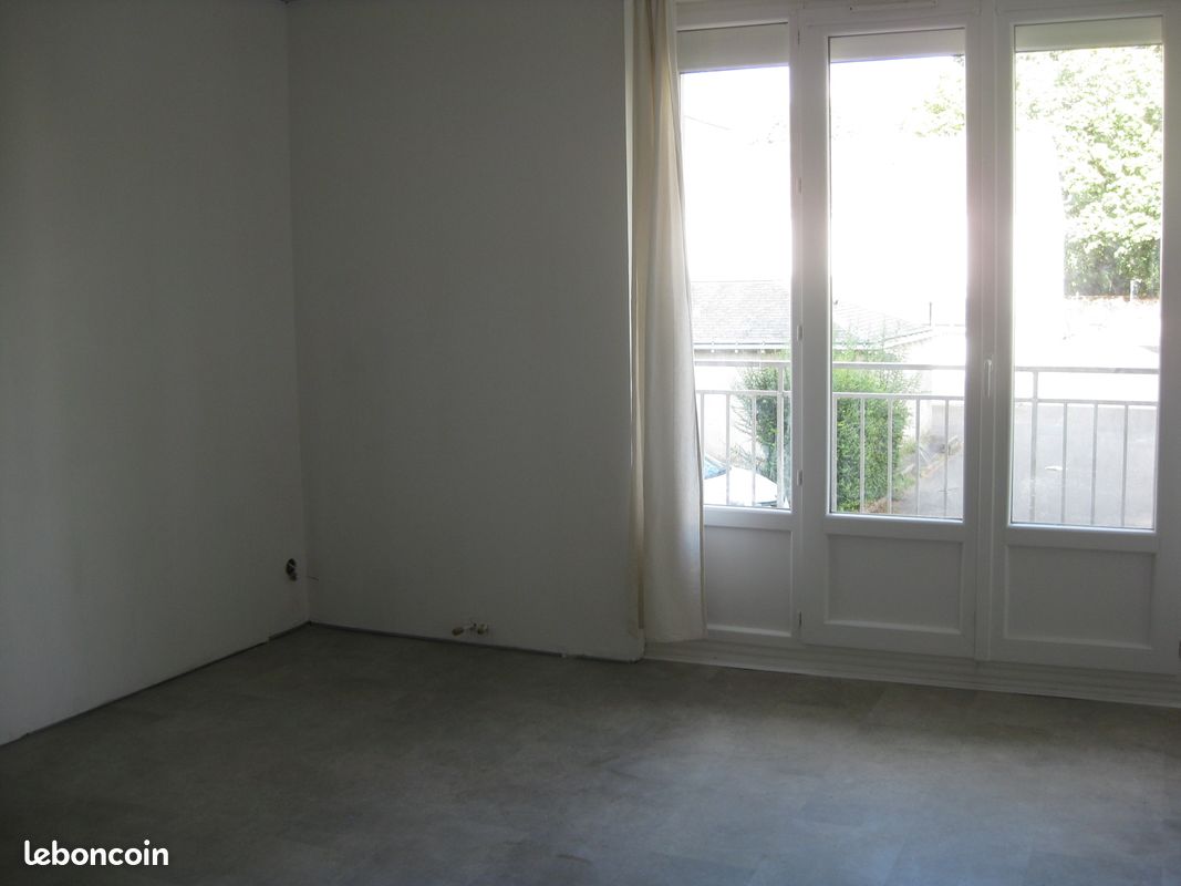 Appartement 2 pièces 45 m² · à La Riche · 45 m² · 693 €