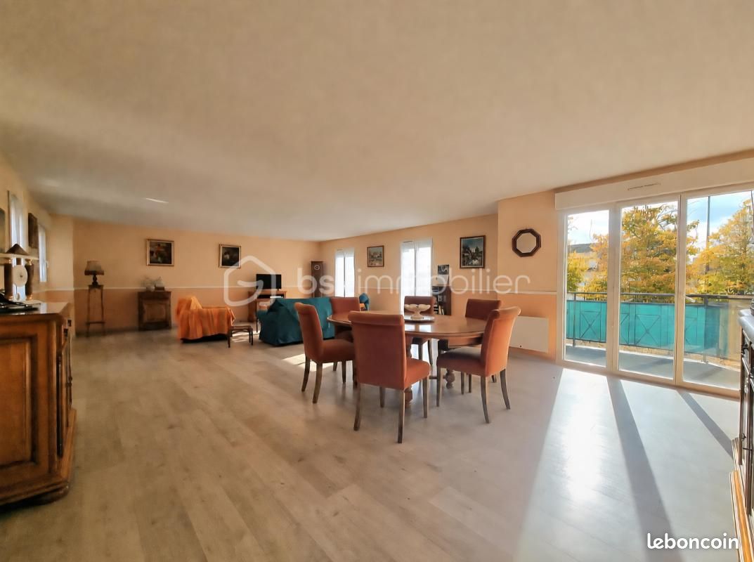 Appartement 3 pièces 123 m² · à Nangis · 123 m² · 222 000 €