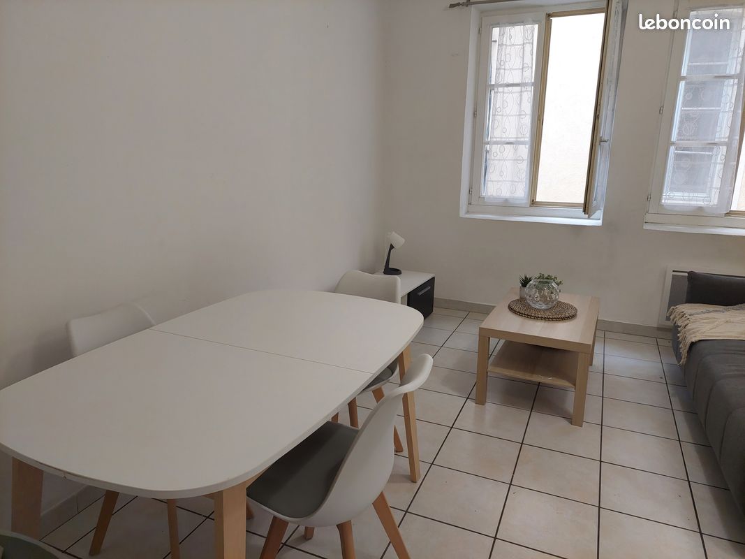 Appartement 2 pièces 38 m² · à Nîmes · 38 m² · 580 €