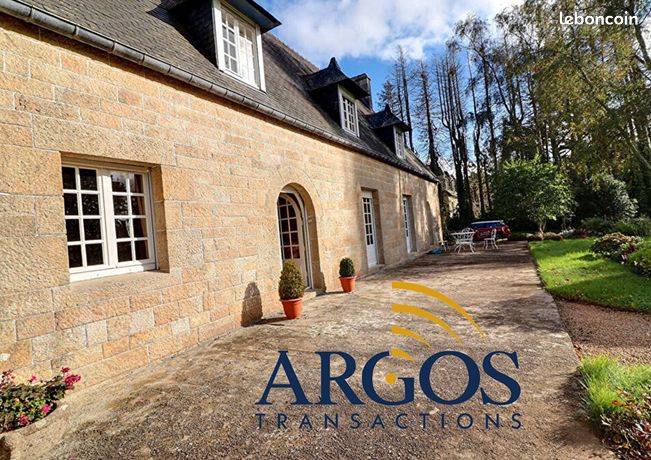 Propriété 7 pièces 216 m²