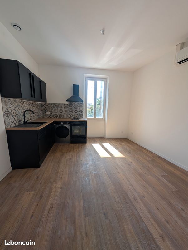 Appartement 2 pièces 26 m² · à Toulon · 26 m² · 727 €/mois
