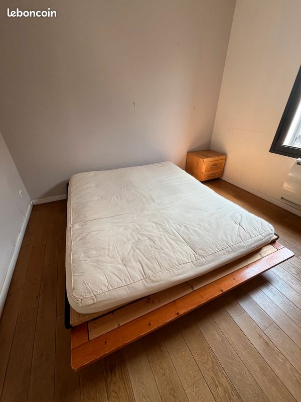 Futon japonais 200×170×13 + sommier – Bon état (image 1)