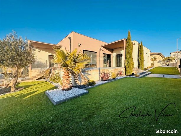 Villa 6 pièces 145 m²