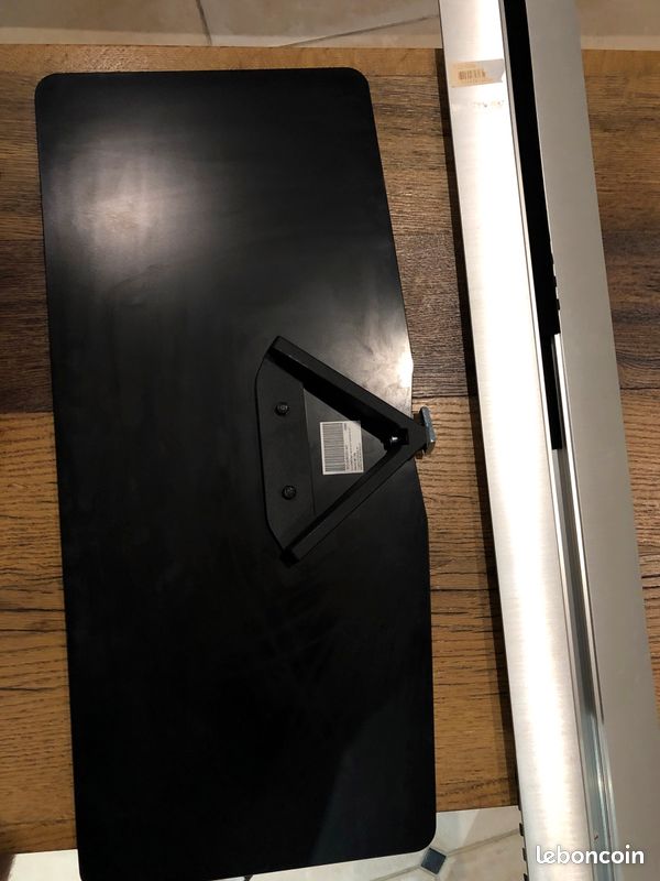 Tablette en verre pour TV (image 1)