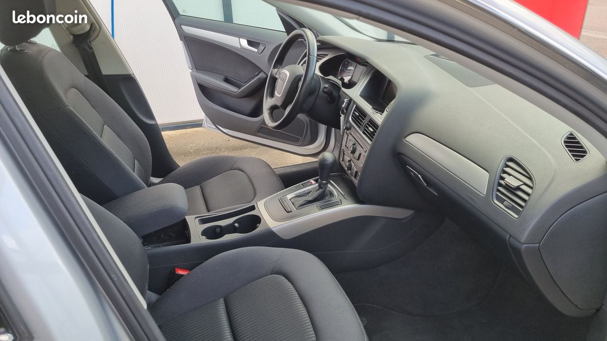 Audi a4 iv avant 2.0 tdi 143 dpf ambiente multitronic (image 6)