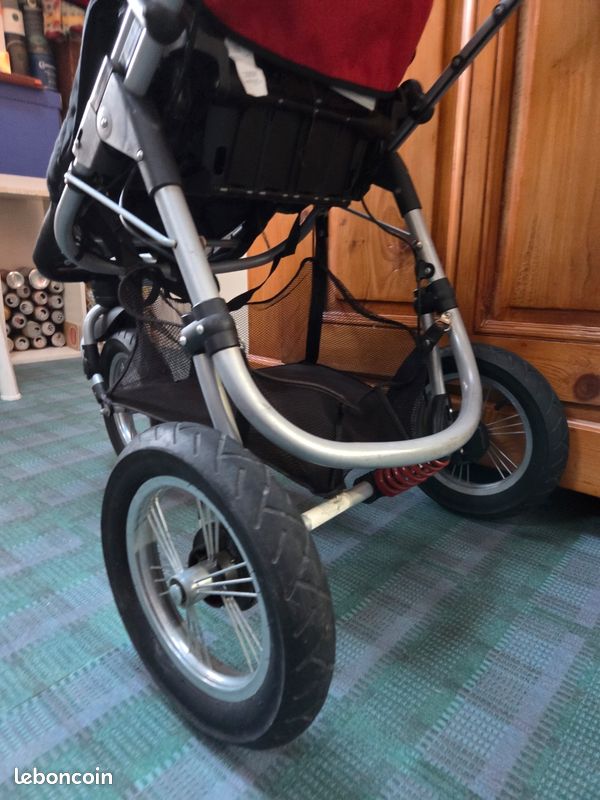 Poussette trois roues rouge Bebe confort (image 8)