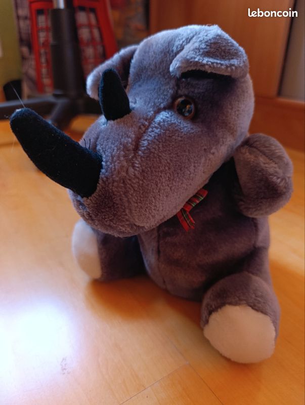 Peluche marionnette rhinocéros NEUF (image 1)