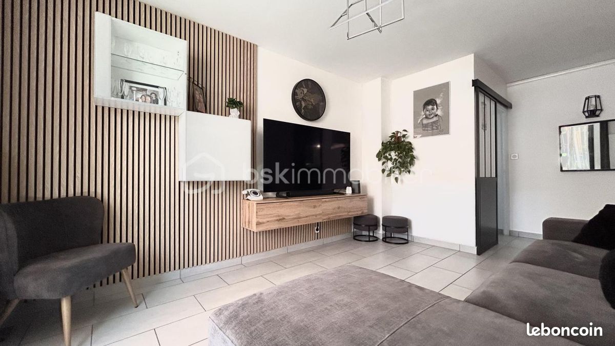Appartement 4 pièces 67 m² · à Le Pont-de-Claix · 67 m² · 125 000 €