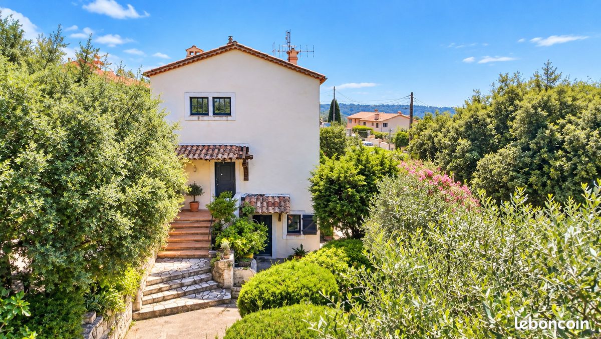 Maison 5 pièces 130 m² · à Grasse · 130 m² · 555 000 €