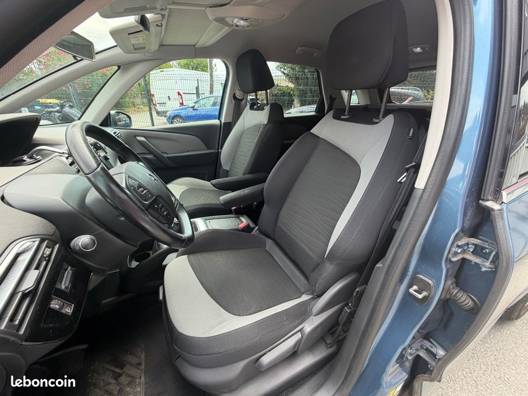 CITROEN C4 PICASSO 1.2 / 130cv / Intensive / SUIVI COMPLET / TOUT A JOUR (image 8)