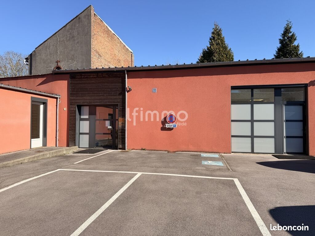 Immeuble 8 pièces 173 m² · au Quesnoy · 173 m² · 244 300 €