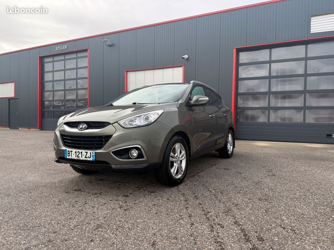 Hyundai ix35 1.7 CRDi 115 2011 — Garantie 6 mois, cuir, GPS, attelage (image 1)