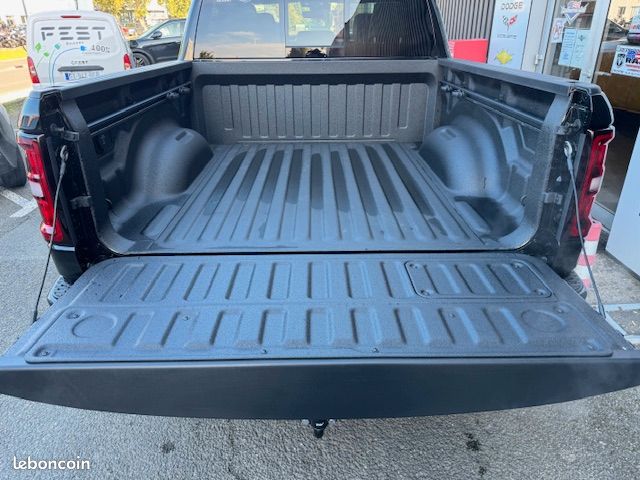 Dodge Ram 1500 HURICANE LARAMIE NIGHT PREMIUM (image 8)