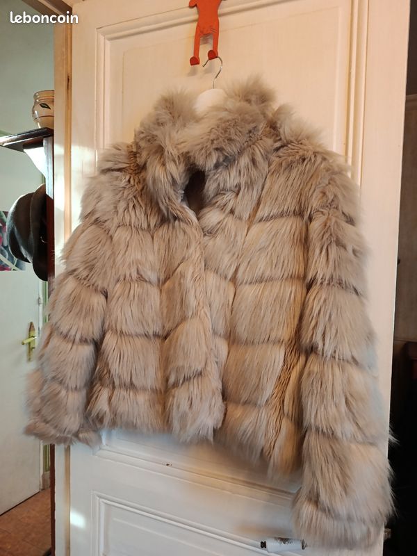 Veste imitation fourrure taille 40 (image 1)