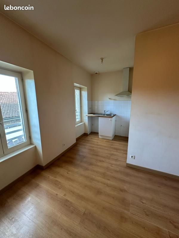 Appartement 3 pièces 46 m² · à Aigueperse · 46 m² · 530 €/mois