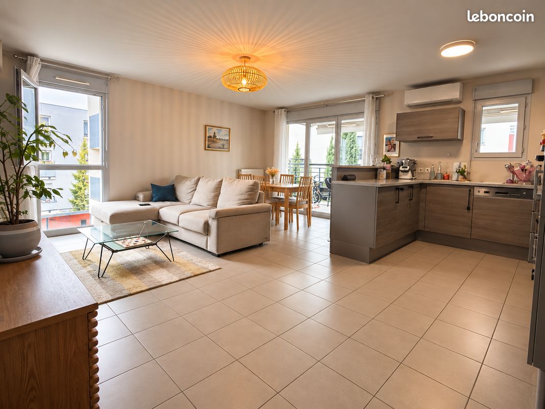 Appartement 4 pièces 78 m² · à Meyzieu · 78 m² · 268 000 €