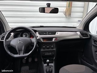 Citroen c3 1.2 puretch 82 ch confort (image 3)