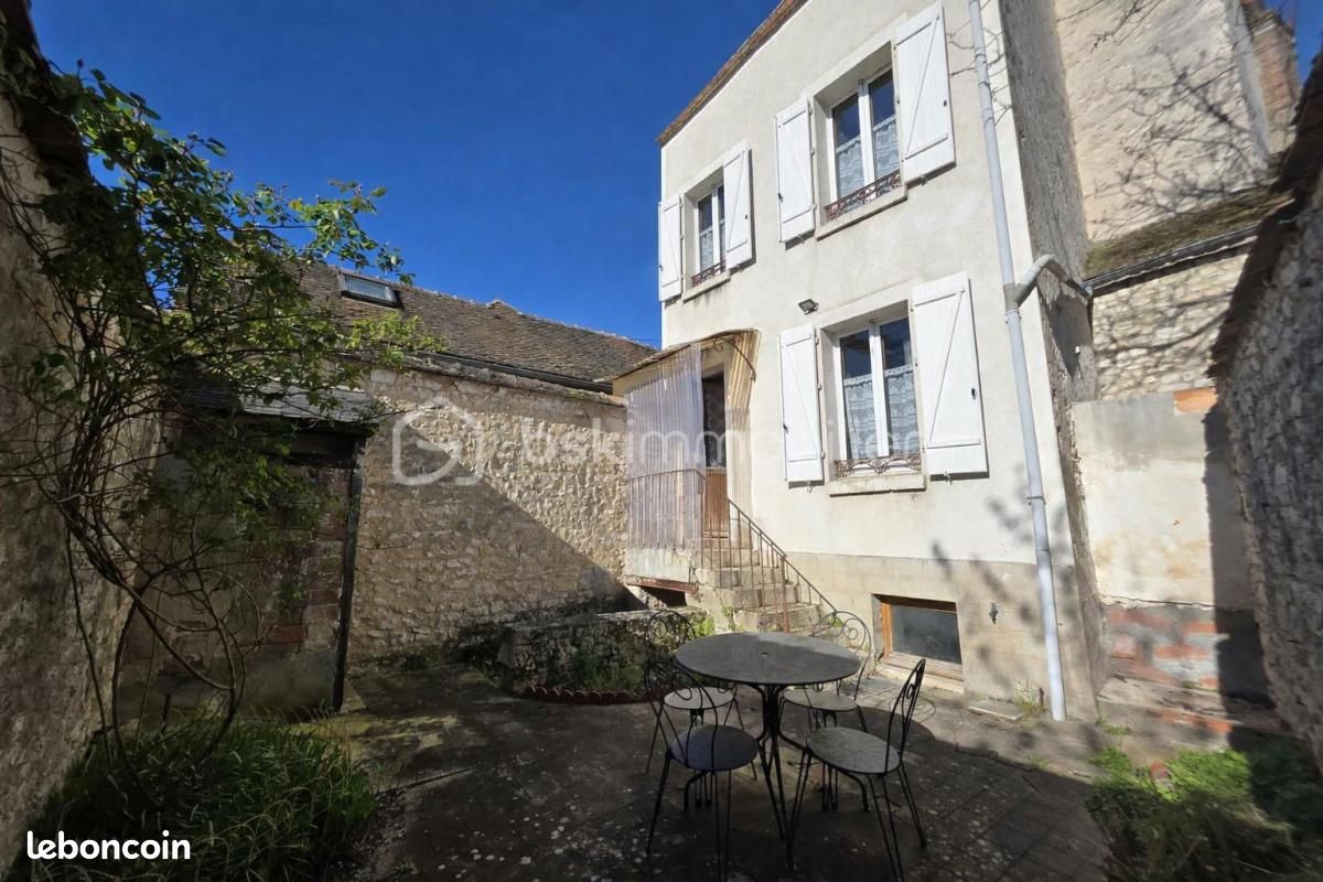 Maison 3 pièces 75 m² · à Château-Landon · 75 m² · 119 000 €