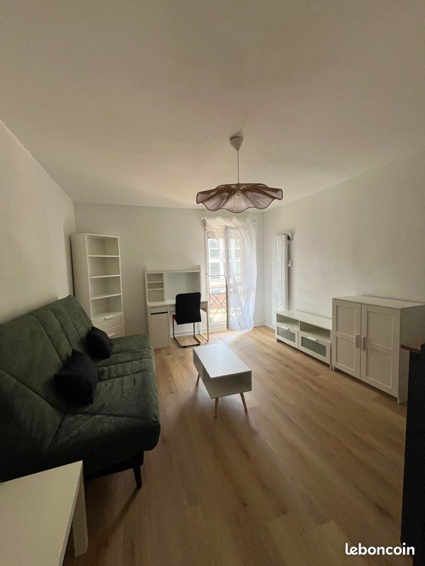 Appartement 1 pièce 25 m² · à Orléans · 25 m² · 540 €