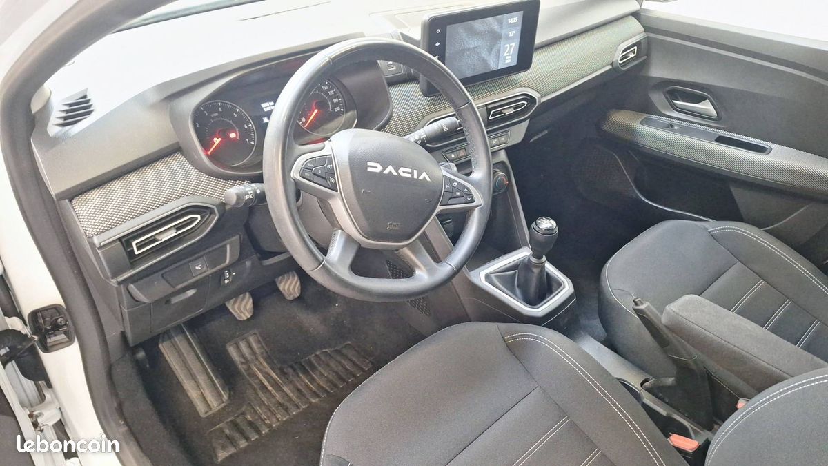 Dacia sandero tce 90 expression (image 11)