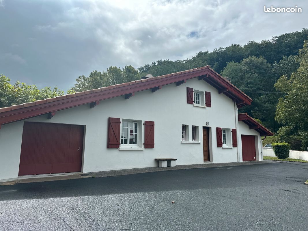 Maison 5 pièces 123 m² · à Ayherre · 123 m² · 1 100 €/mois