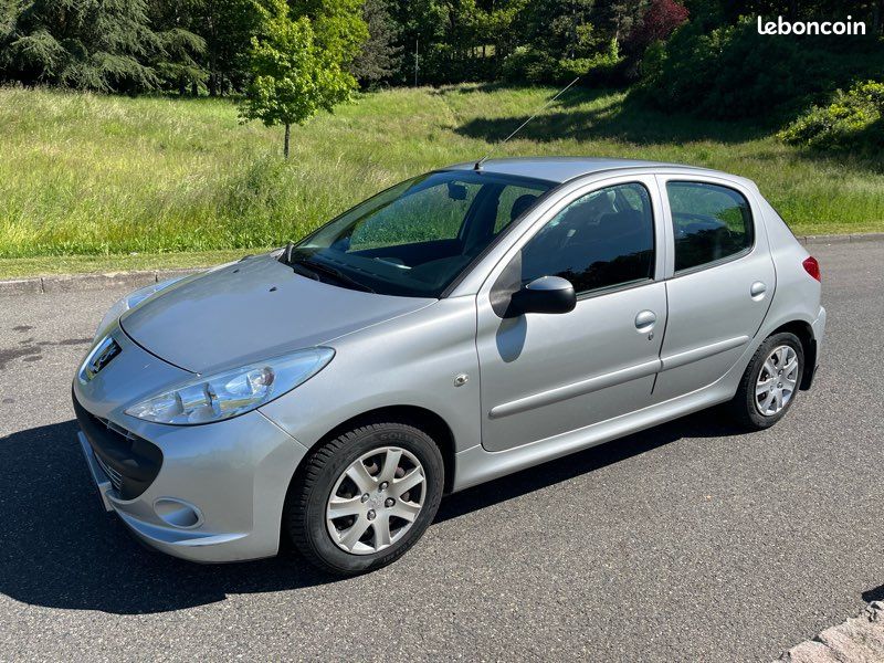 Peugeot 206+ 1.4 hdi 70cv (image 1)