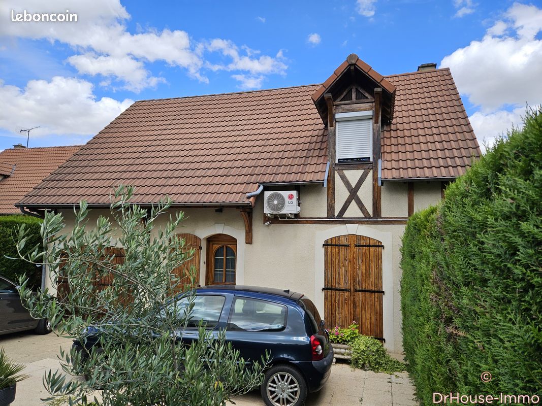Maison 5 pièces 87 m² · à Saint-Julien-les-Villas · 87 m² · 179 000 €