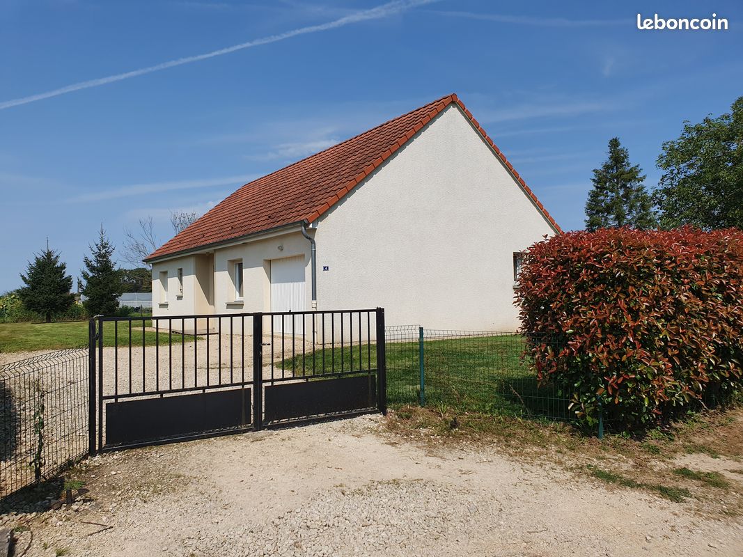 Maison 4 pièces 90 m² · à Sennecey-le-Grand · 90 m² · 860 €/mois