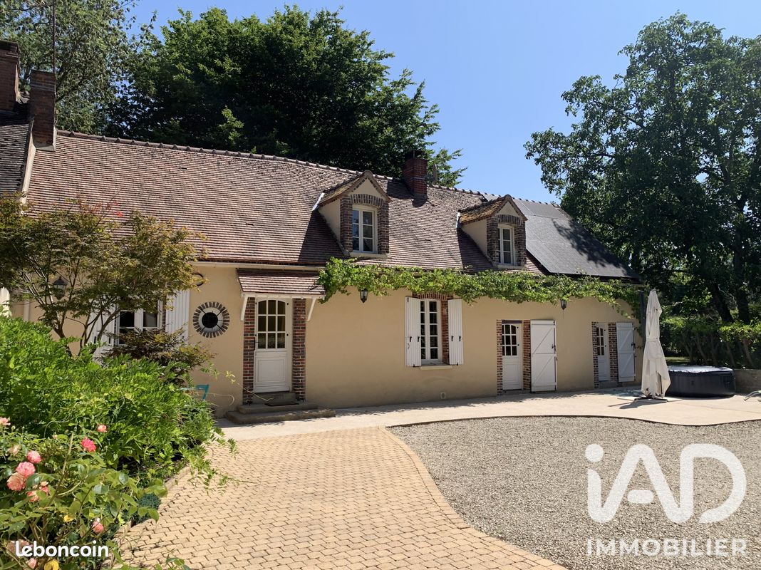 Maison 4 pièces 112 m² · à Dixmont · 112 m² · 228 900 €