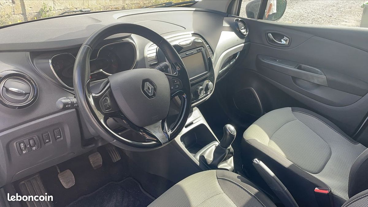 Renault Captur 0.9 TCe 90 Energy Business (image 8)