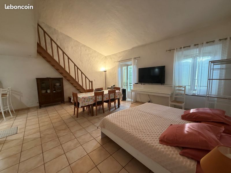 Appartement 3 pièces 100 m² · à Cogolin · 100 m² · 1 500 €/mois