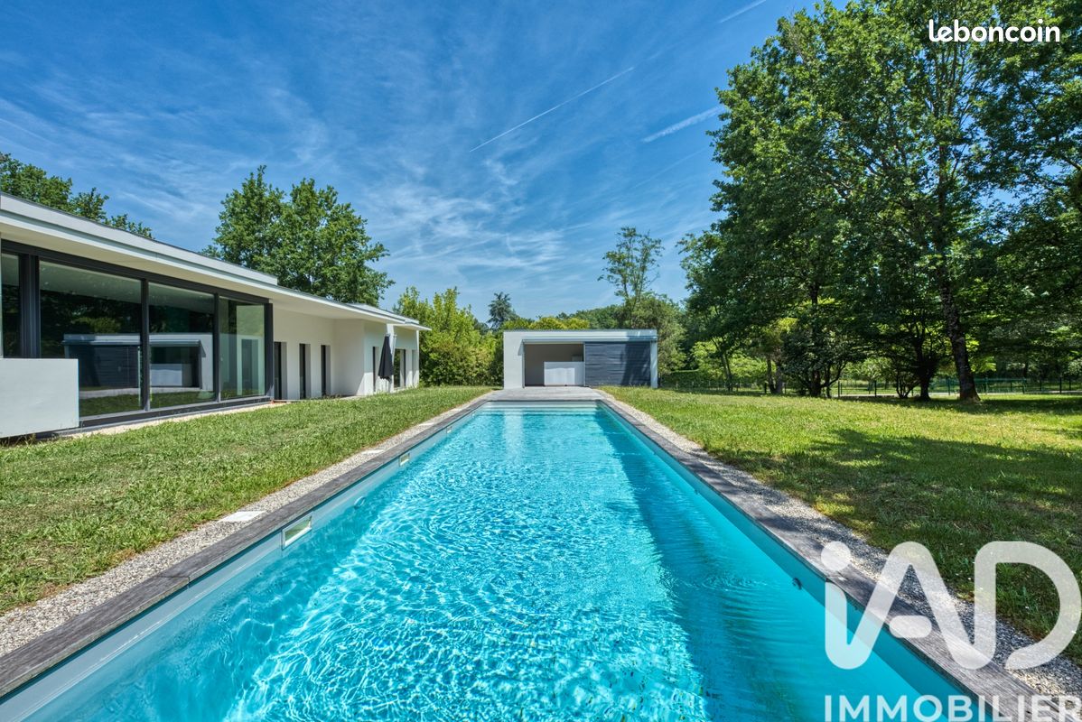 Maison 6 pièces 260 m² · à Cénac · 260 m² · 1 300 000 €