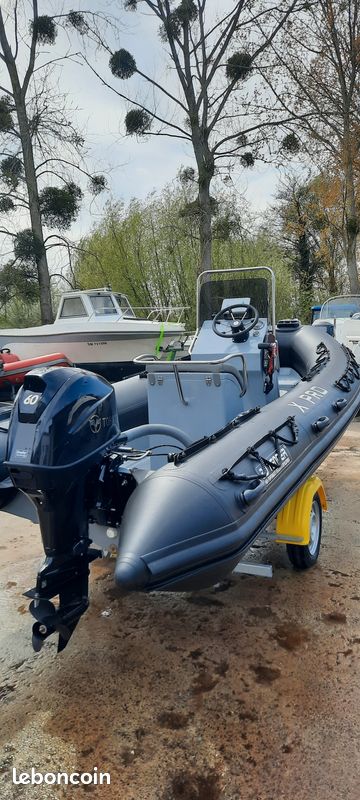 3D TENDER XPRO 535+moteur+remorque (image 1)