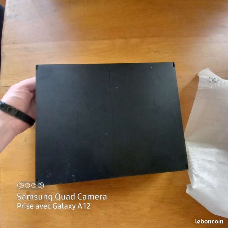 Xbox one s (négociable) (image 3)