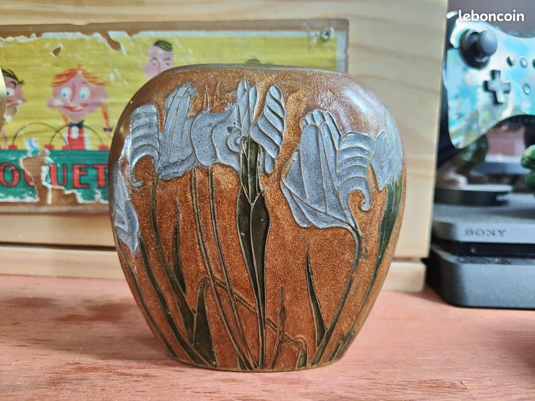 Vase en laiton émaillés (image 1)