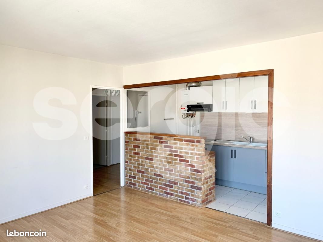 Appartement 3 pièces 58 m² · à Compiègne · 58 m² · 841 €/mois