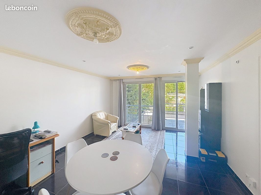 Appartement 2 pièces 40 m² · à L'Hay-les-Roses · 40 m² · 222 000 €