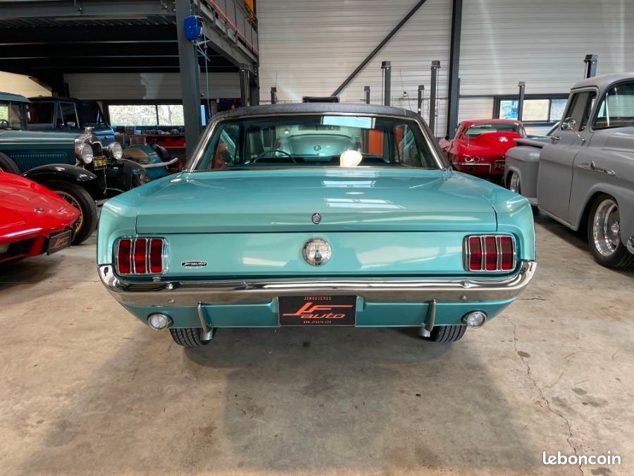 Ford Mustang RESTAUREE A NEUF COUPE 66 V8 BVA (image 9)