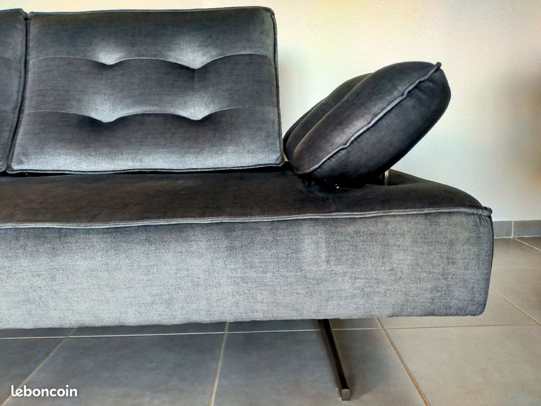Canapé modulable neuf en velours gris bleuté (image 1)