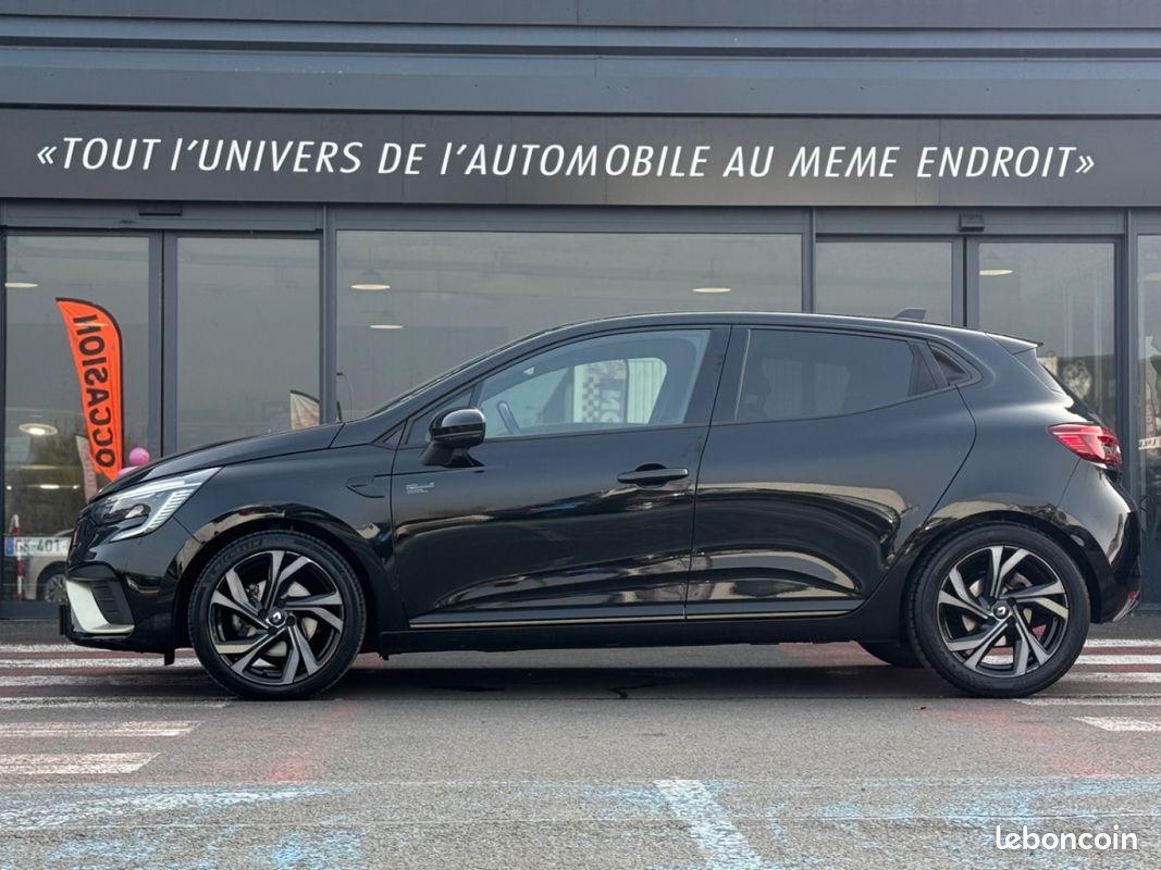 RENAULT CLIO V E-Tech full hybrid 145ch Engineered 1ERE MAIN BOITE AUTO COCKPIT CARPLAY CAMERA AUCUN FRAIS (image 6)